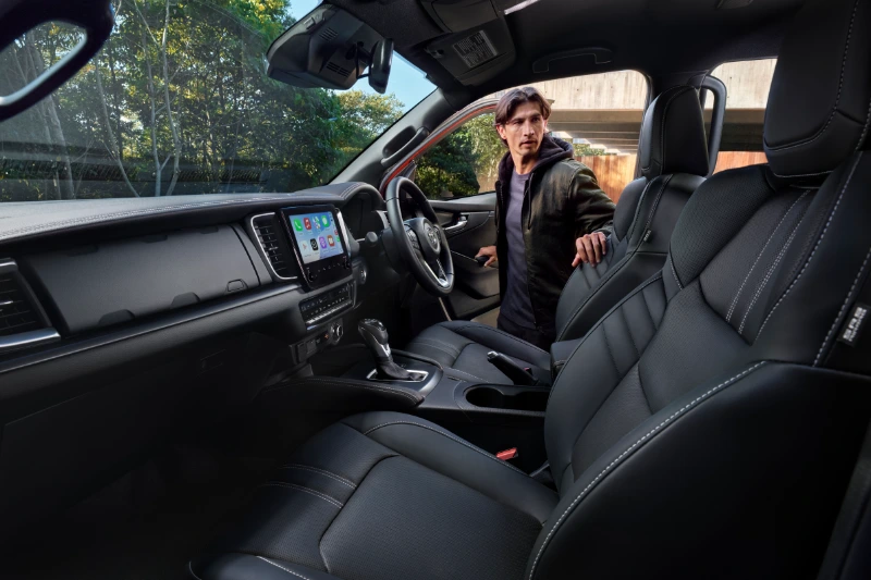 2025 Mazda BT-50 interior